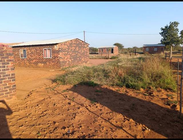 2 BEDROOM HOUSE FOR SALE IN MATHIBESTAD